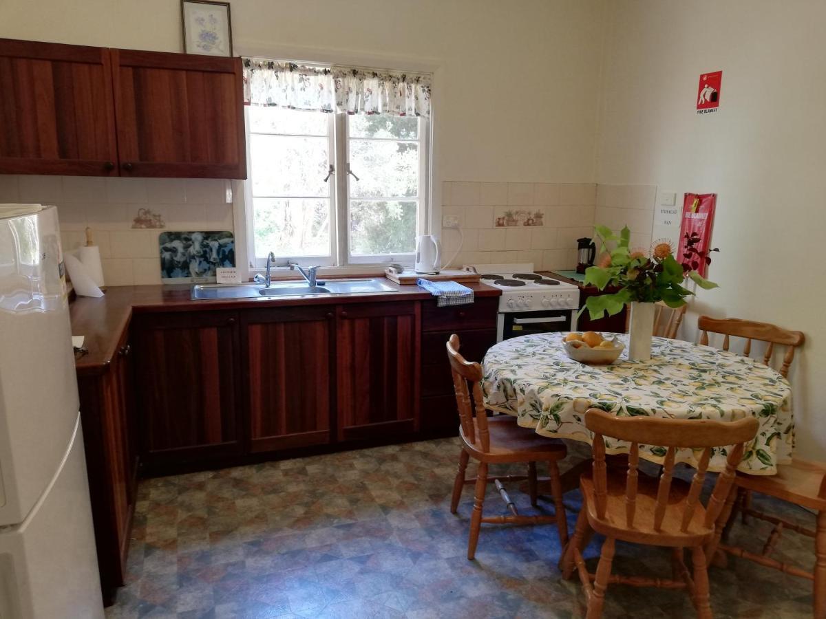 Woodlands Of Balingup Bush Cottages Extérieur photo